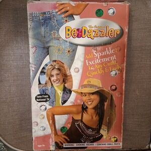 Vintage Bedazzler In Box With Rhinestones